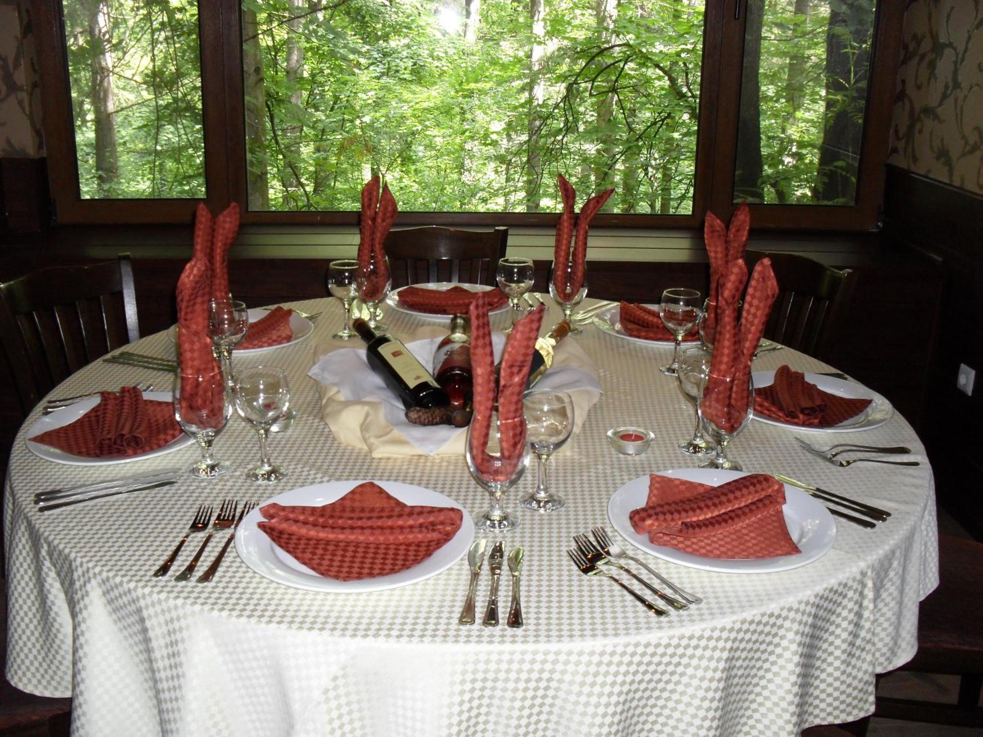 Family Park Hotel Kyoshkove Shumen Esterno foto