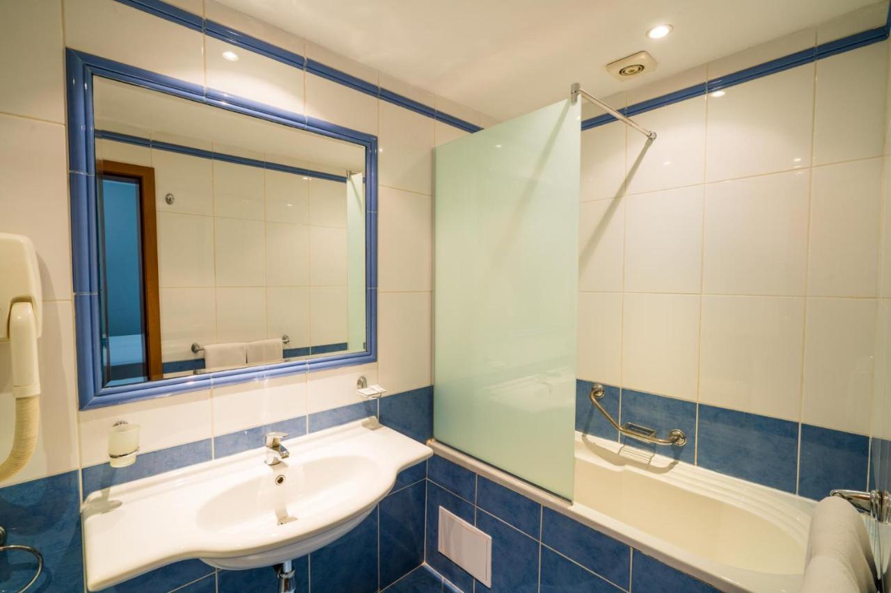 Family Park Hotel Kyoshkove Shumen Esterno foto