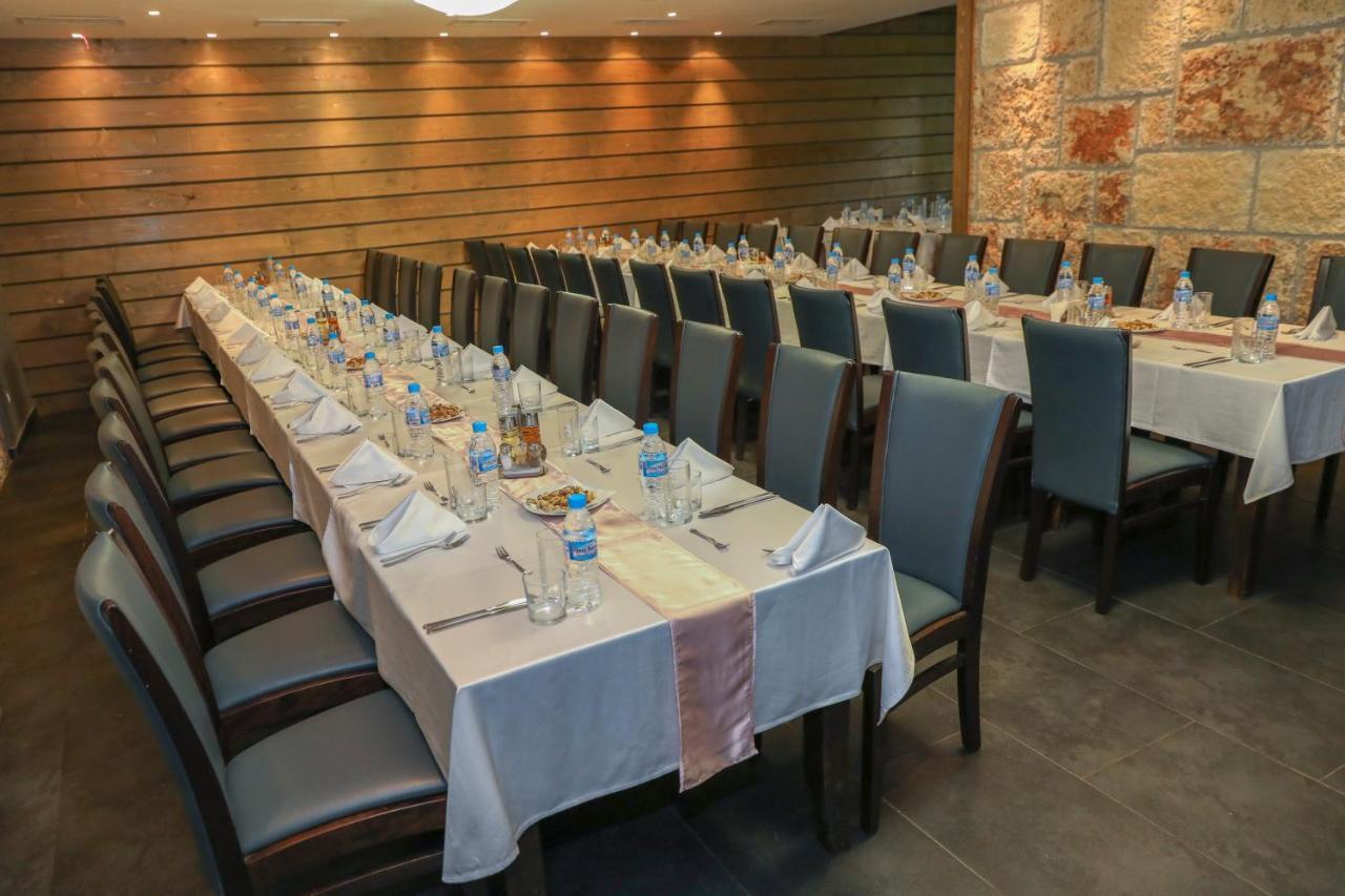 Family Park Hotel Kyoshkove Shumen Esterno foto